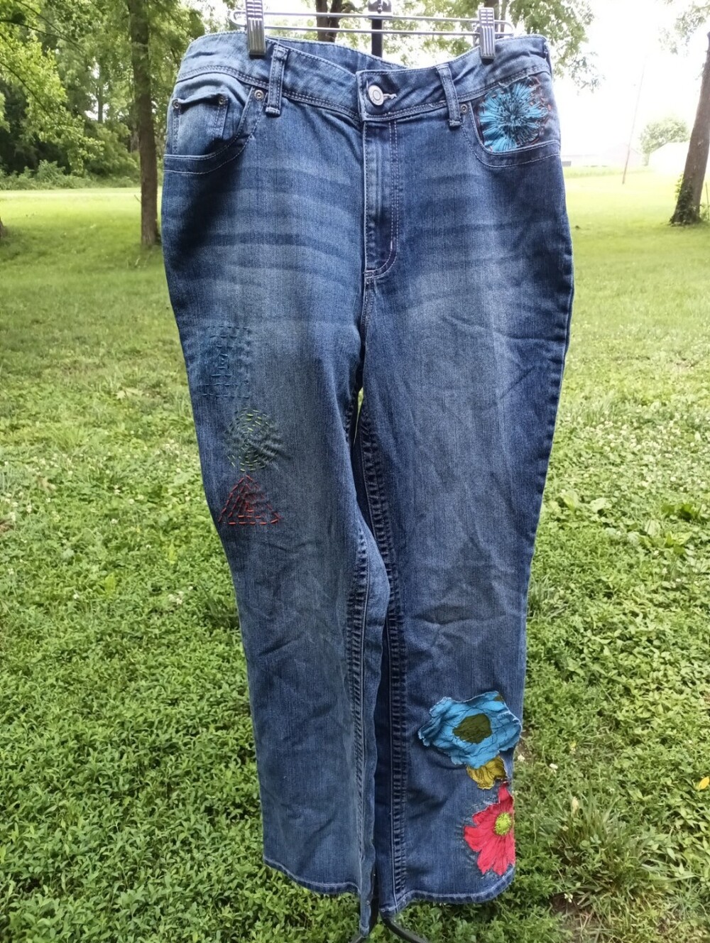 One Of A Kind Upcycled Floral Jeans Hand Stitched Boho Art Wear Maurices 14